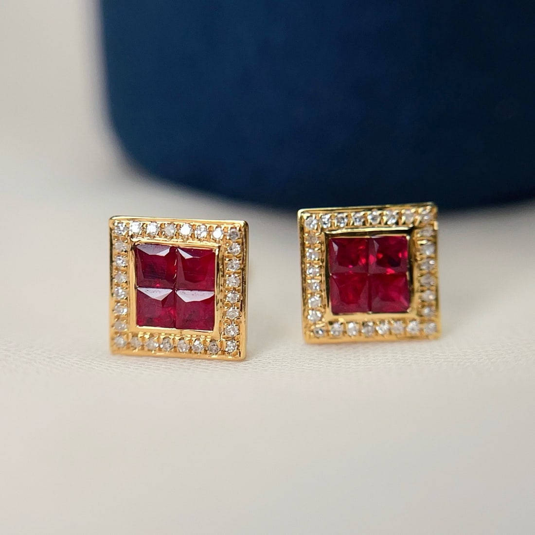 14k Gold 1.41 Ct Natural Ruby & Diamond Earrings: Ref:231174381 // gold content:14k gold // main gemstone:ruby // shape:princess // carat weight:1. 41ct // color:red // treatment:natural // // adjacent gemstone 2 : diamond // number of stones:56 //