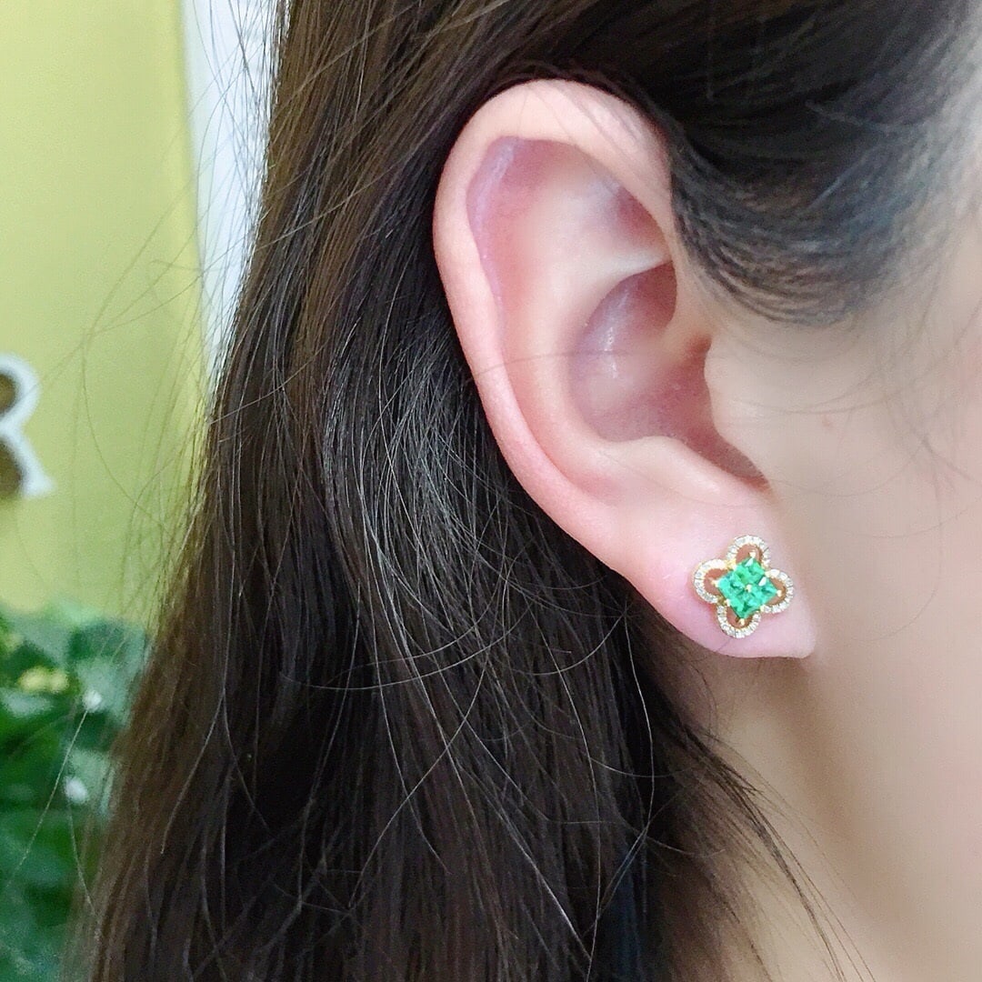 14k Gold 1.2 Ct Natural Emerald & Diamond Earrings - 6