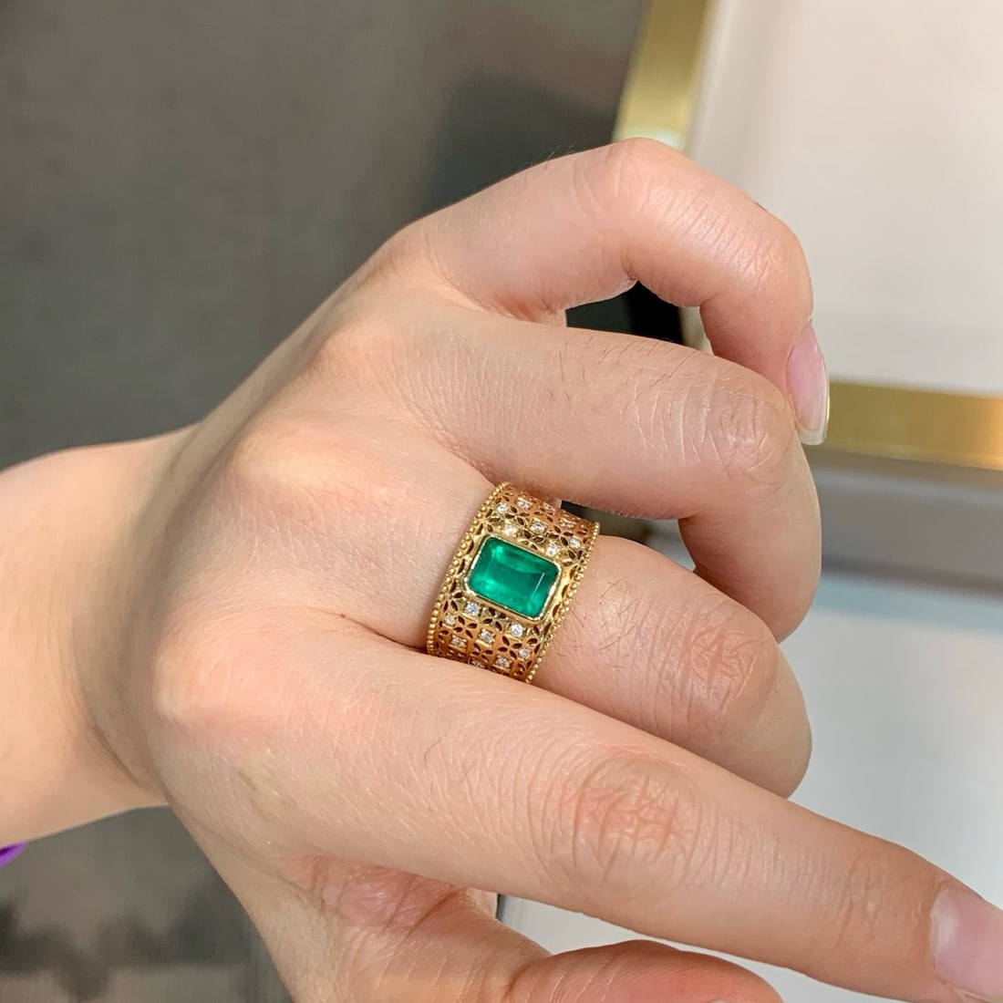 14k Gold 1.76 Ctw Natural Emerald & Diamond Ring - 5