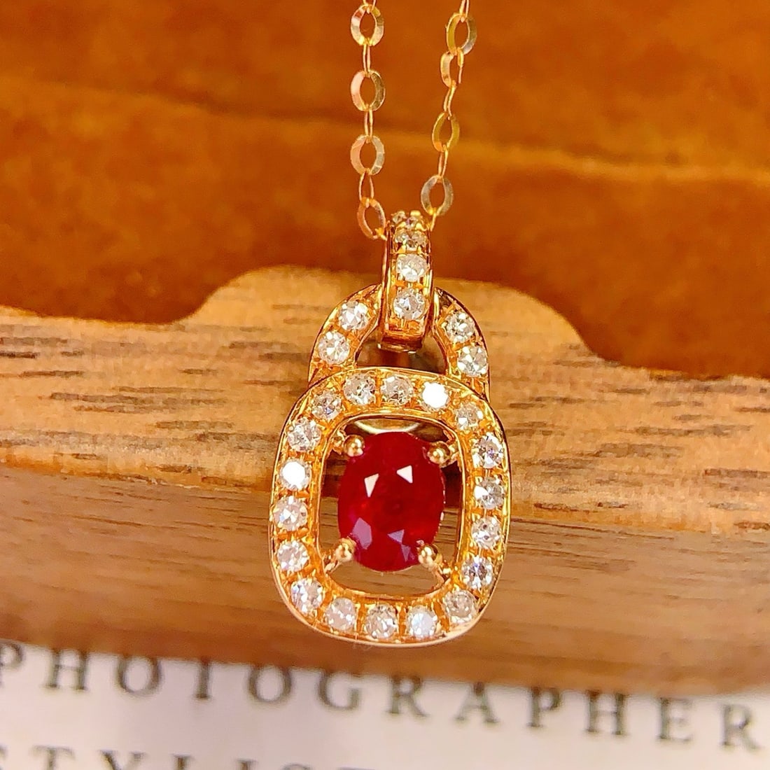 14k Gold 0.24 Ct Natural Ruby & Diamond Necklace: Ref:231174430 // gold content:14k gold // main gemstone:ruby // shape:oval // carat weight:0. 24ct // color:red // treatment:natural // // adjacent gemstone 2 : diamond // number of stones:26 //