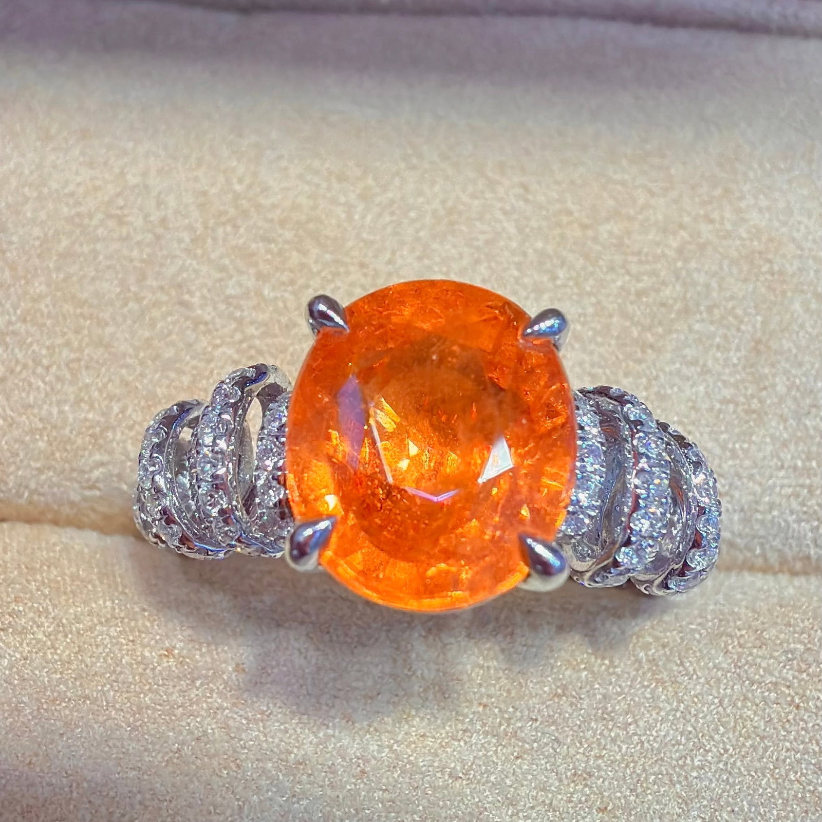 14k Gold 5.54 Ctw Natural Spessartine & Diamond Ring - 3