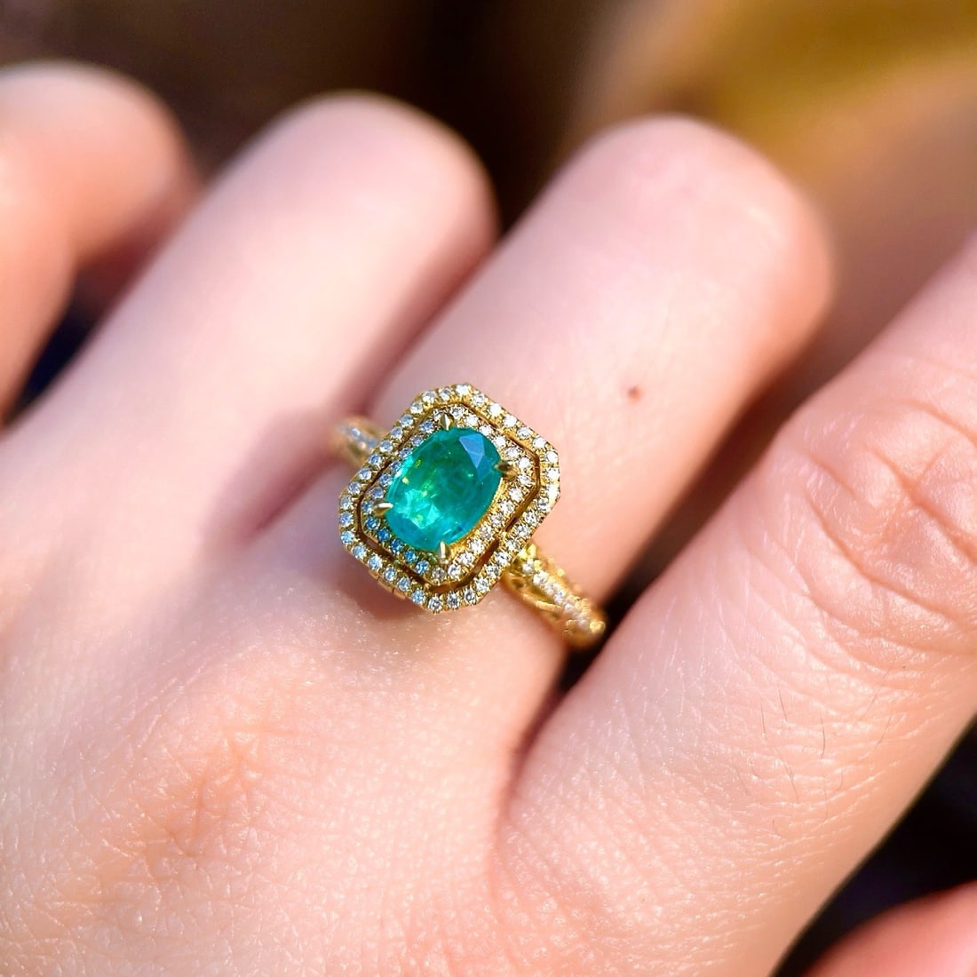 14k Gold 0.7 Ct Natural Emerald & Diamond Ring - 6