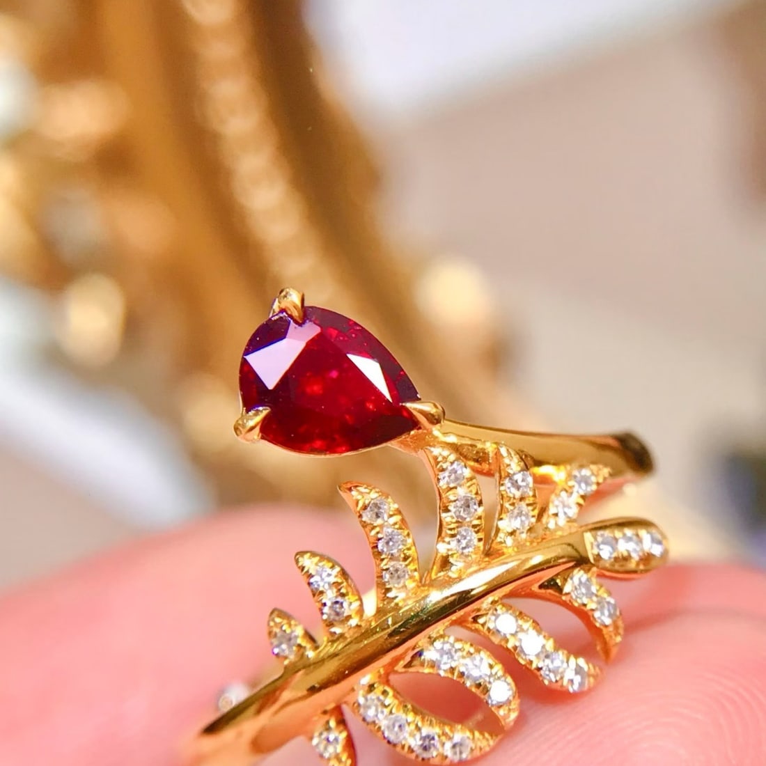 14k Gold 0.62 Ctw Natural Ruby & Diamond Ring - 2