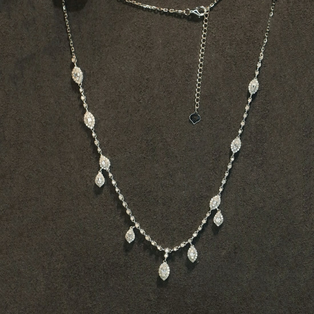 14k Gold 1.3 Ct Natural H Diamond Necklace: Ref:230947080 // gold content:14k gold // main gemstone:diamond // shape:multiply // carat weight:1. 3ct // clarity grade:vs-si // color:h // treatment:natural // Condition: NewLow Estimate: