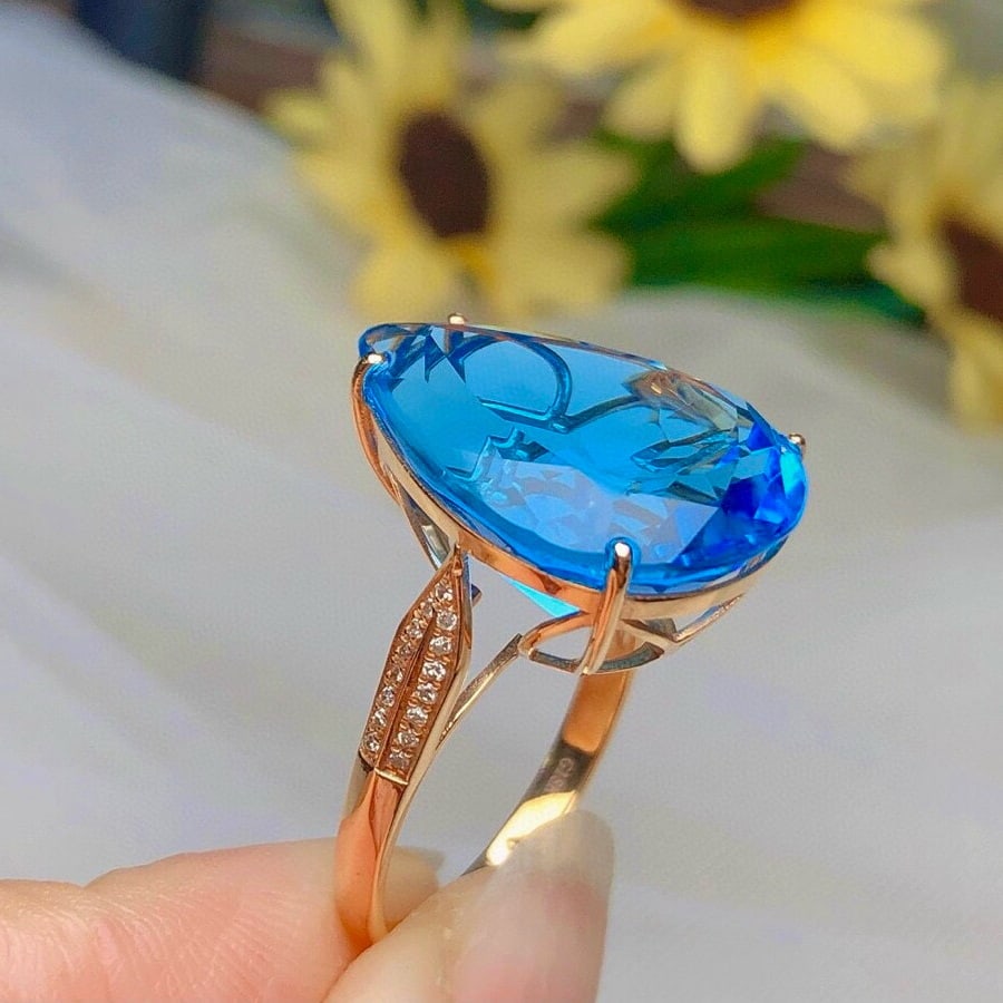 14k Gold 18.62 Ct Natural Topaz & Diamond Ring - 5