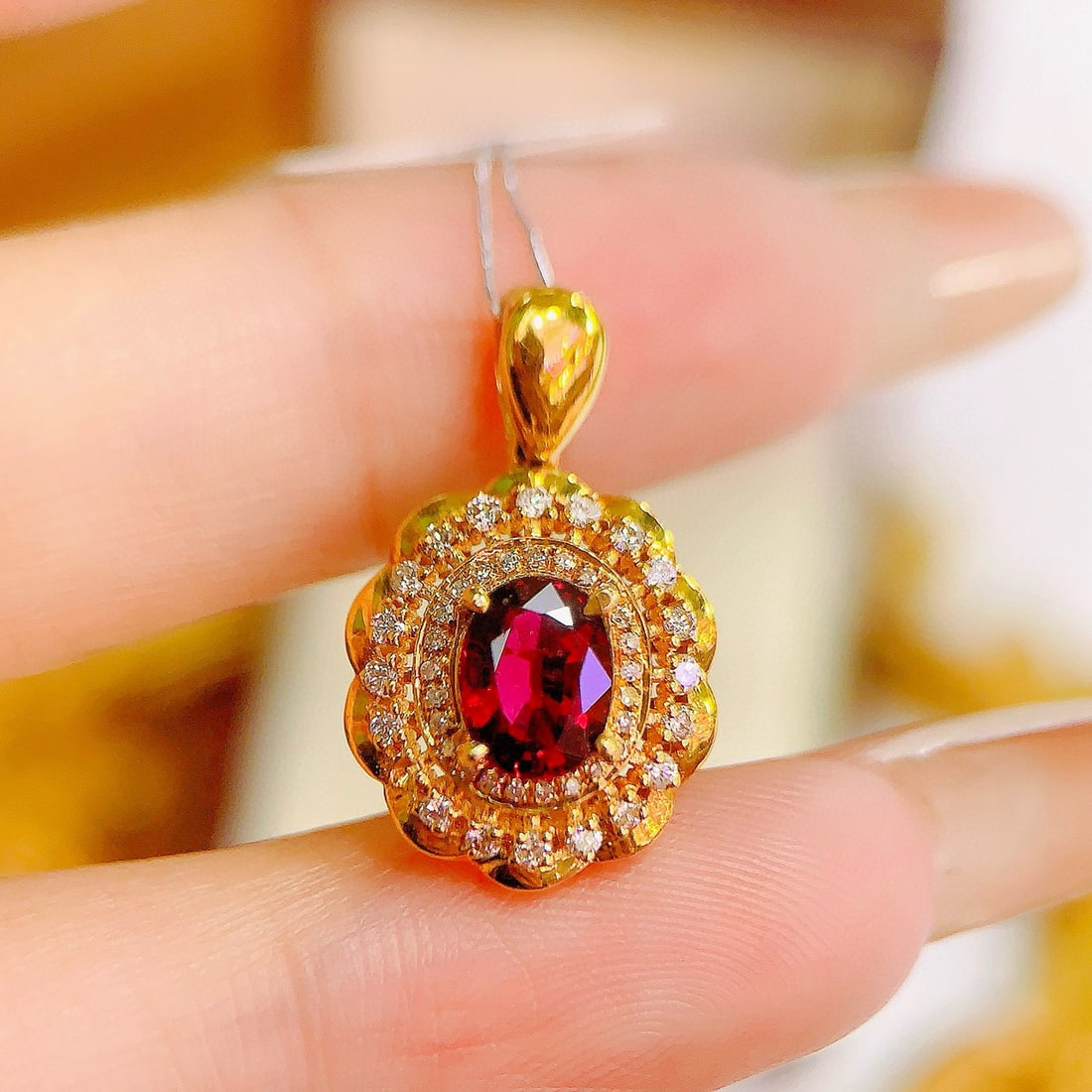 14k Gold 1.12 Ctw Natural Tourmaline & Diamond Pendant( Without Chain ): Ref:230947208 // gold content:14k gold // main gemstone:tourmaline // shape:oval // carat weight:0. 85ct // color:red // treatment:natural // // adjacent gemstone 2 : diamond // number of stones:45