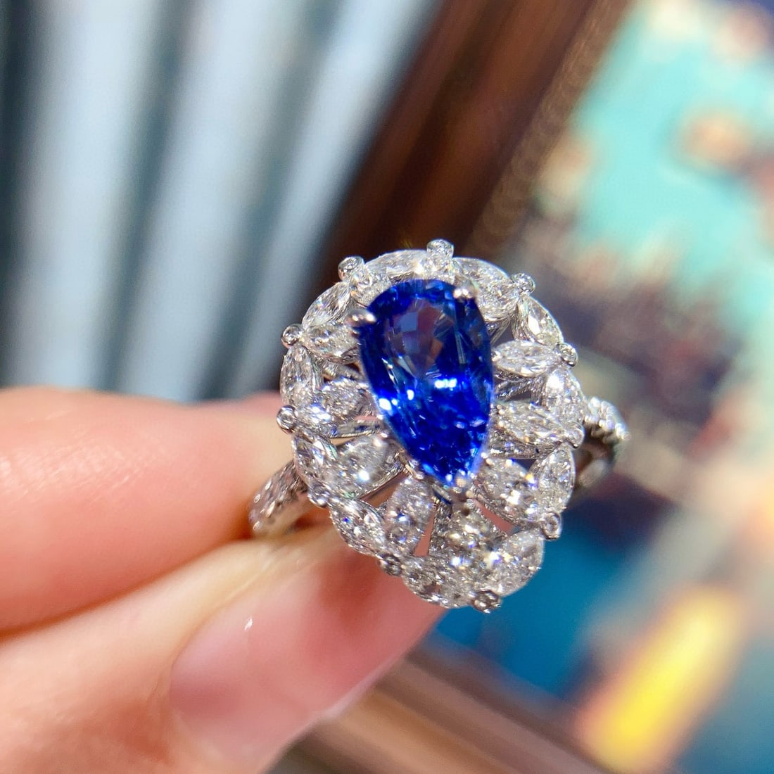 14k Gold 3.45 Ctw Natural Sapphire & Diamond Ring: Ref:230947221 // gold content:14k gold // ring size:7. 25us // // main gemstone:sapphire // shape:pear // carat weight:2. 09ct // color:cornflower blue // treatment:natural // // adjacent gemstone