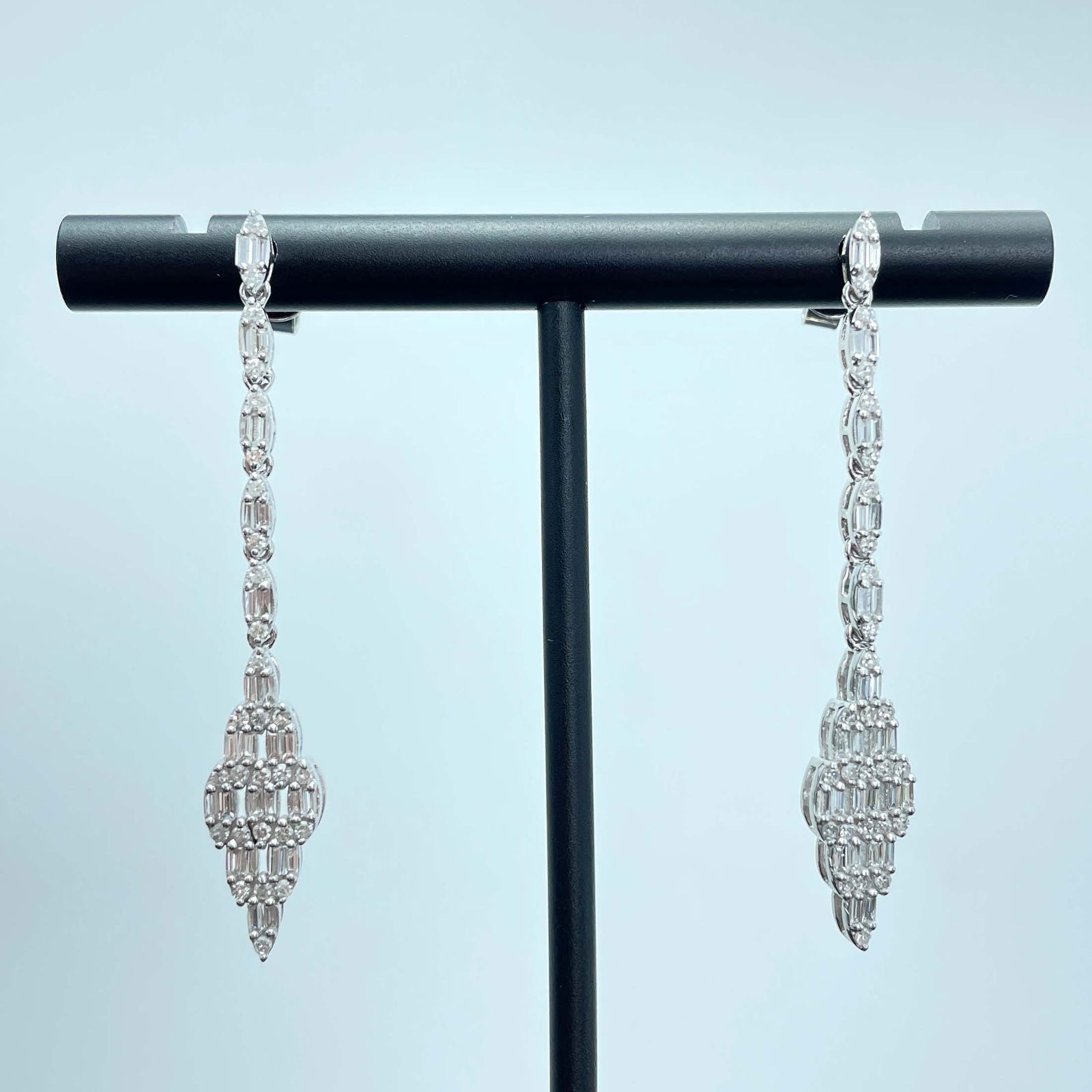 14k Gold 0.8 Ct Natural H Diamond Earrings (1 of 7)