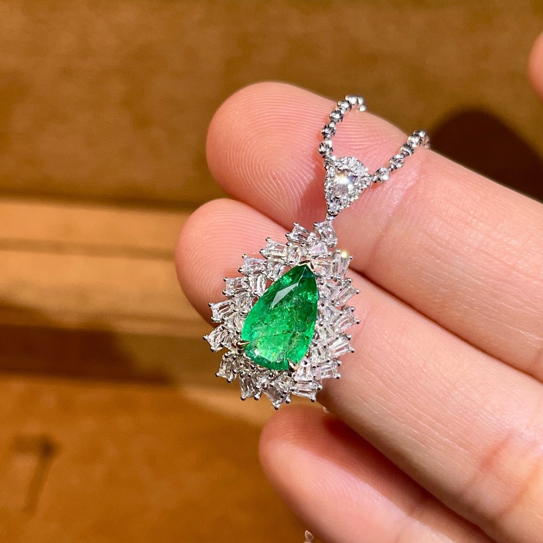 14k Gold 3.09 Ctw Natural Emerald & Sapphire Pendant( Without Chain ) - 4