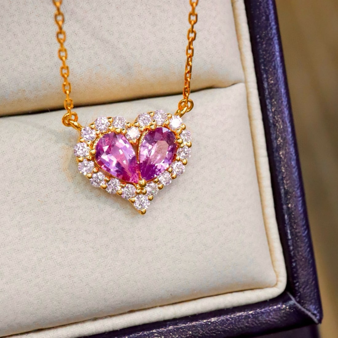 14k Gold 1.23 Ctw Natural Sapphire & Diamond Necklace: Ref:230947246 // gold content:14k gold // main gemstone:sapphire // shape:pear // carat weight:0. 90ct // color:pink // treatment:natural // // adjacent gemstone 2 : diamond // shape:round // carat