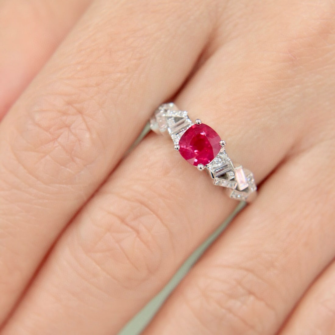 14k Gold 1.47 Ctw Natural Ruby & Diamond Ring - 4