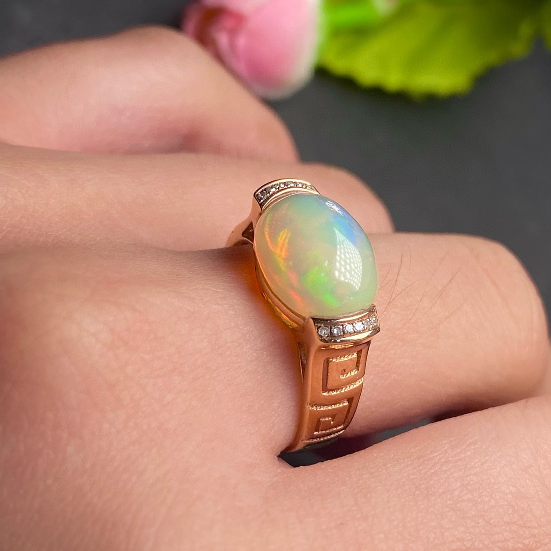 14k Gold 4.1 Ct Natural Opal & Diamond Ring - 4