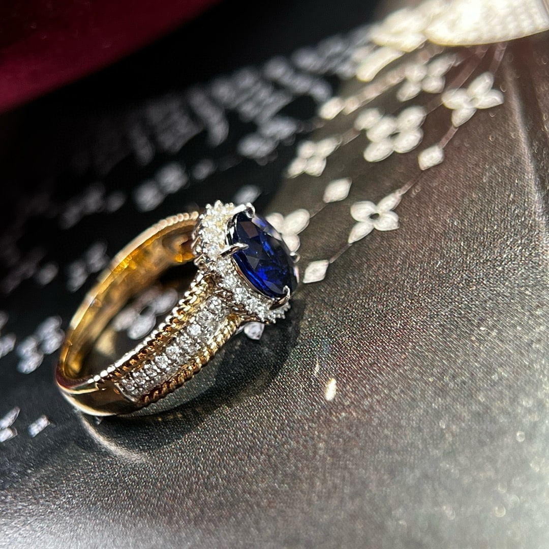 14k Gold 2.24 Ctw Natural Sapphire & Diamond Ring - 2