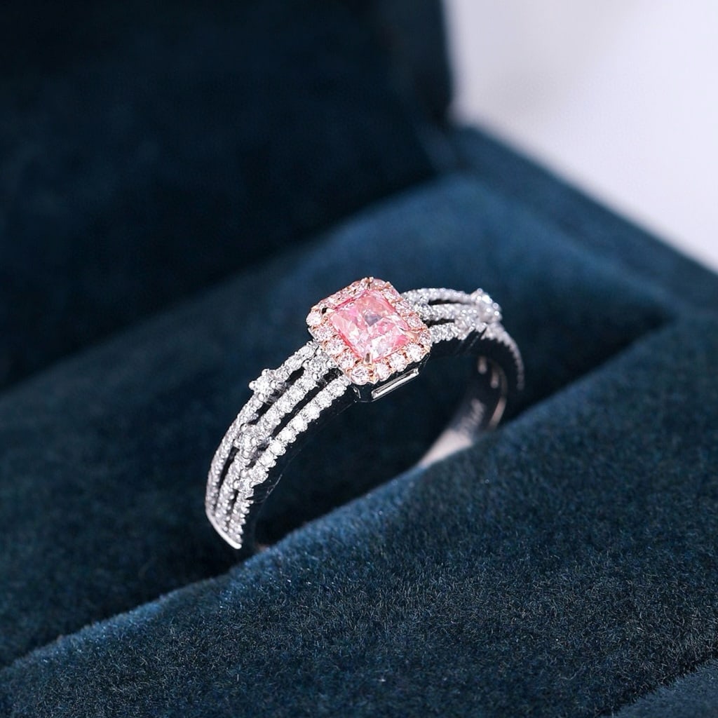14k Gold 0.71 Ctw Natural Pink Diamond & Diamond Ring: Ref:230948046 // gold content:14k gold // ring size:7. 25us // // main gemstone:pink diamond // shape:cushion // carat weight:0. 34ct // color:pink // treatment:natural // // adjacent gemstone 2 :