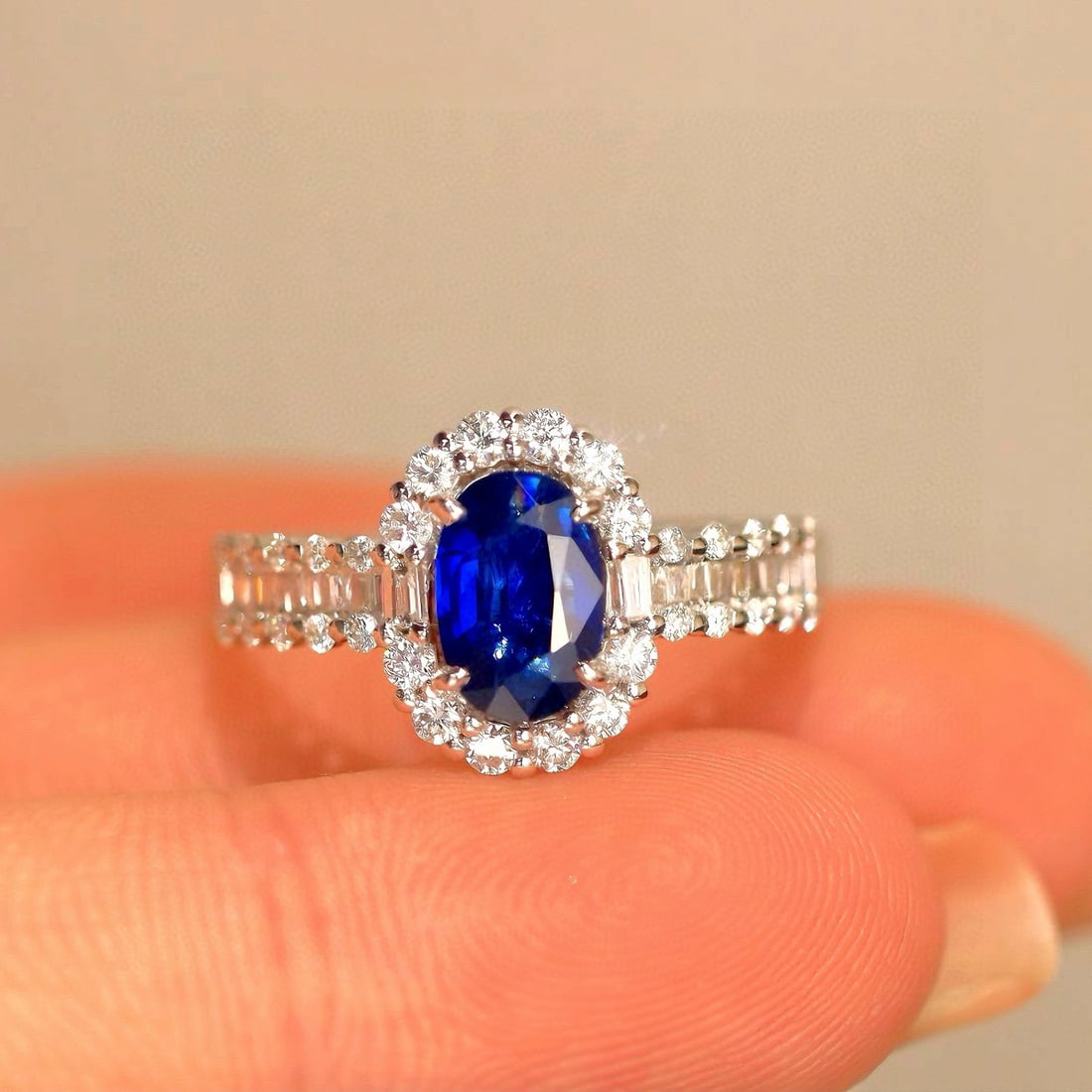 14k Gold 1.70 Ctw Natural Sapphire & Diamond Ring - 5