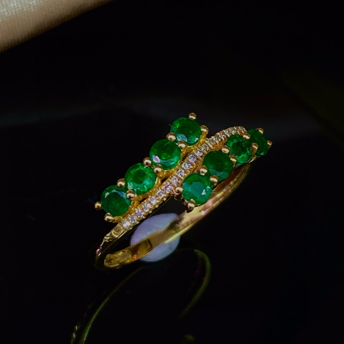 14k Gold 0.90 Ct Natural Emerald & Diamond Ring - 2