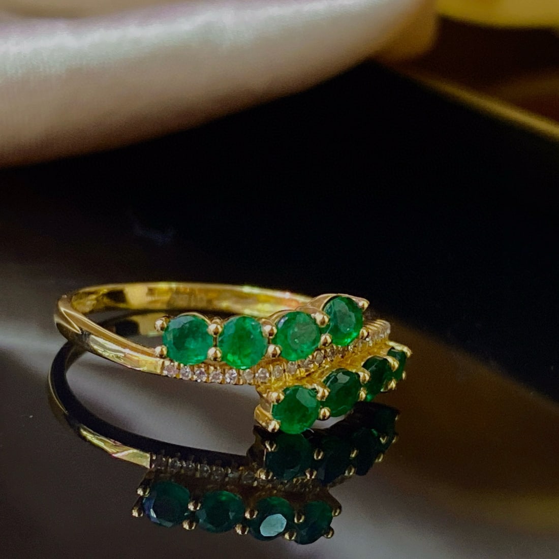 14k Gold 0.90 Ct Natural Emerald & Diamond Ring - 5