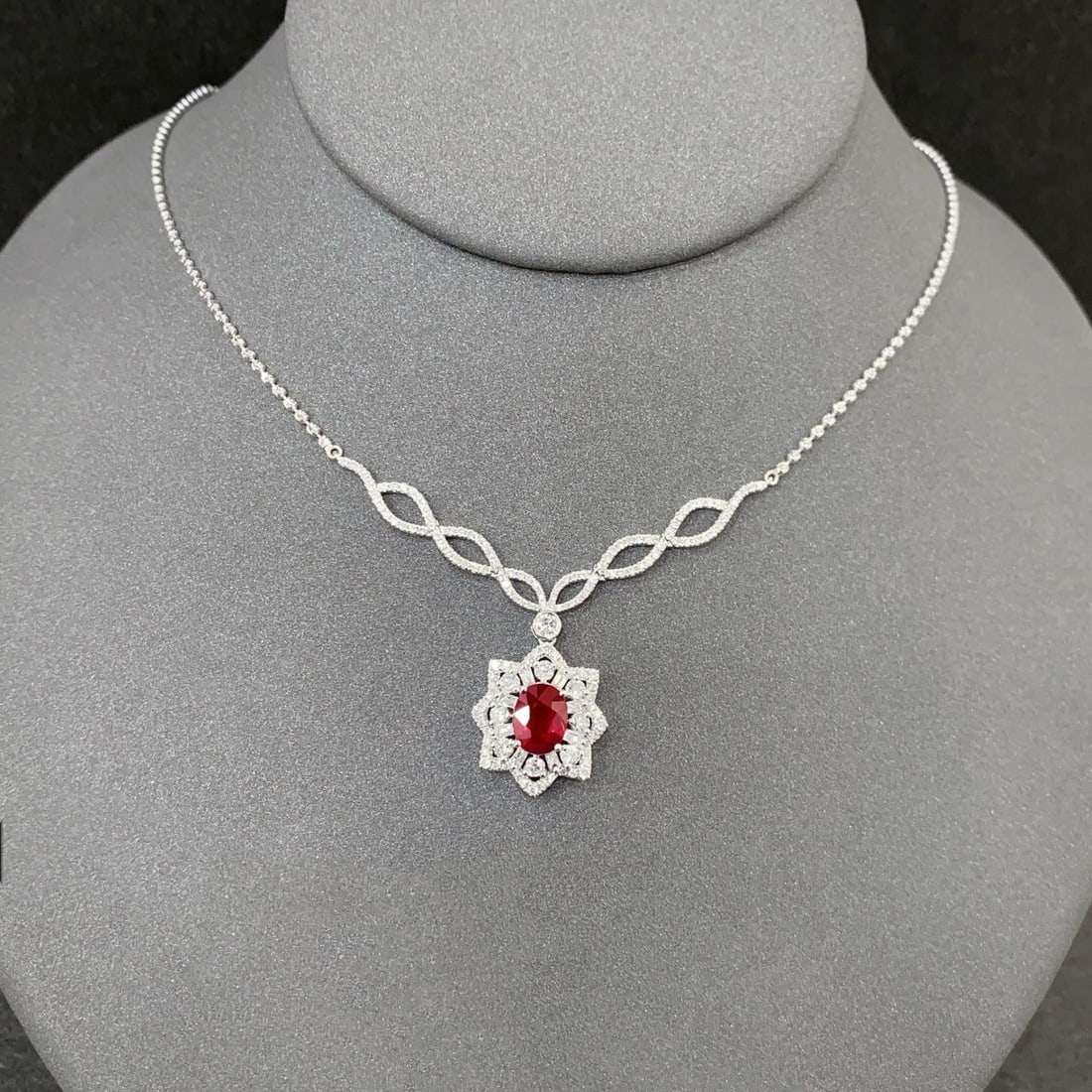 14k Gold 6.65 Ctw Natural Ruby & Diamond Jewelry Set - 5