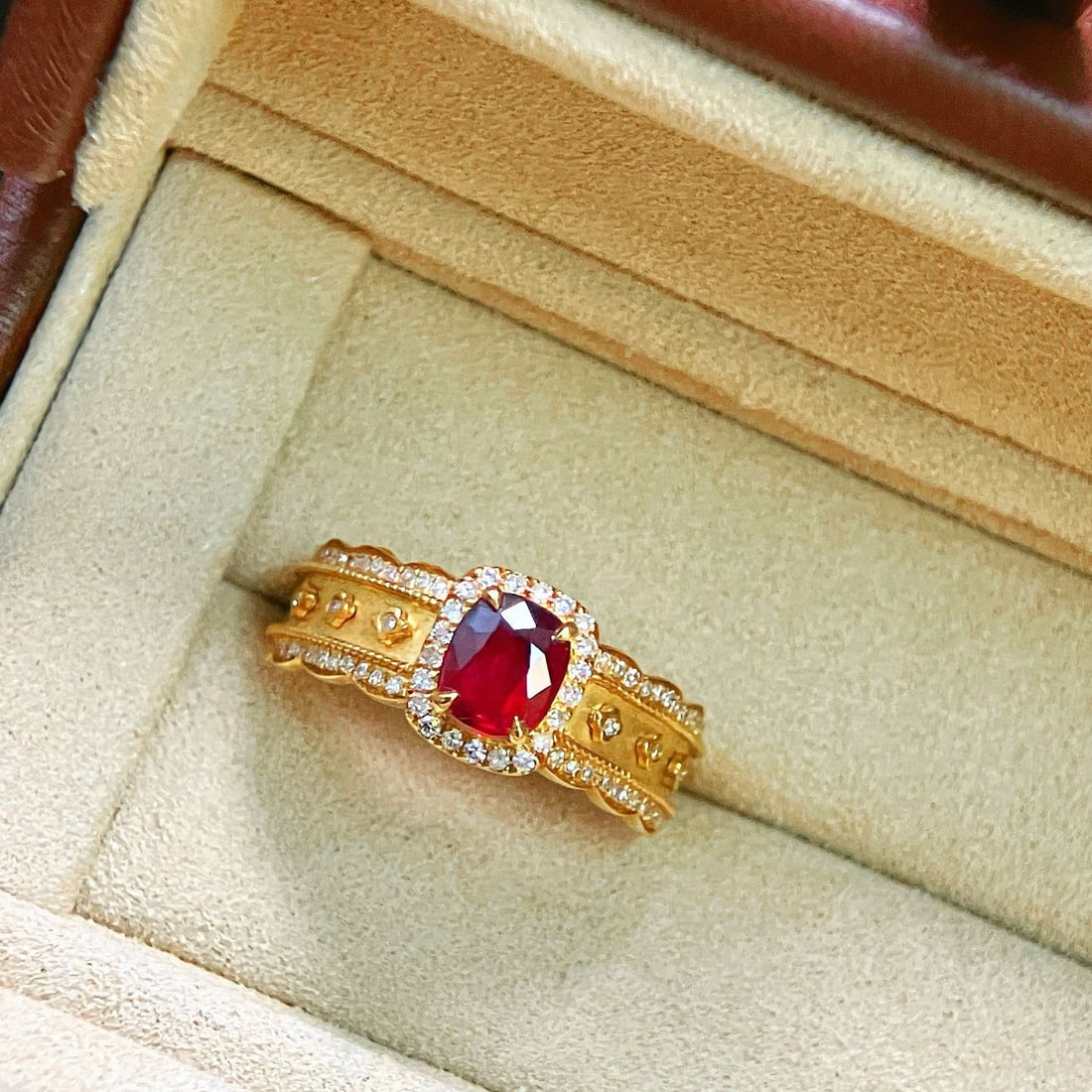 14k Gold 1.31 Ctw Natural Ruby & Diamond Ring: Ref:230948104 // gold content:14k gold // ring size:7. 25us // // main gemstone:ruby // shape:cushion // carat weight:1. 03ct // color:pigeonblood red // treatment:natural // // adjacent gemstone 2 :