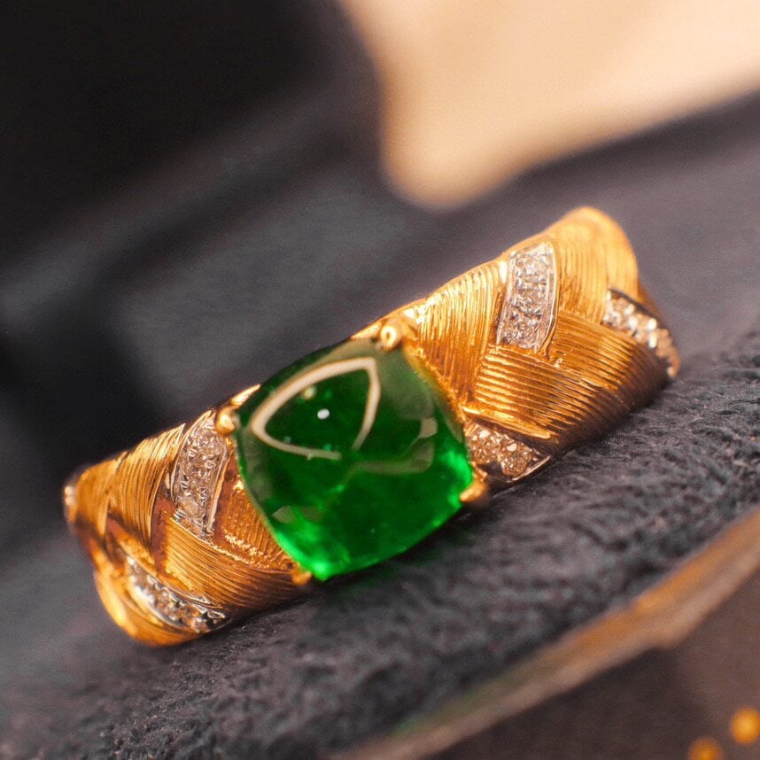 14k Gold 1.75 Ctw Vivid Green Natural Emerald & Diamond Ring - 3