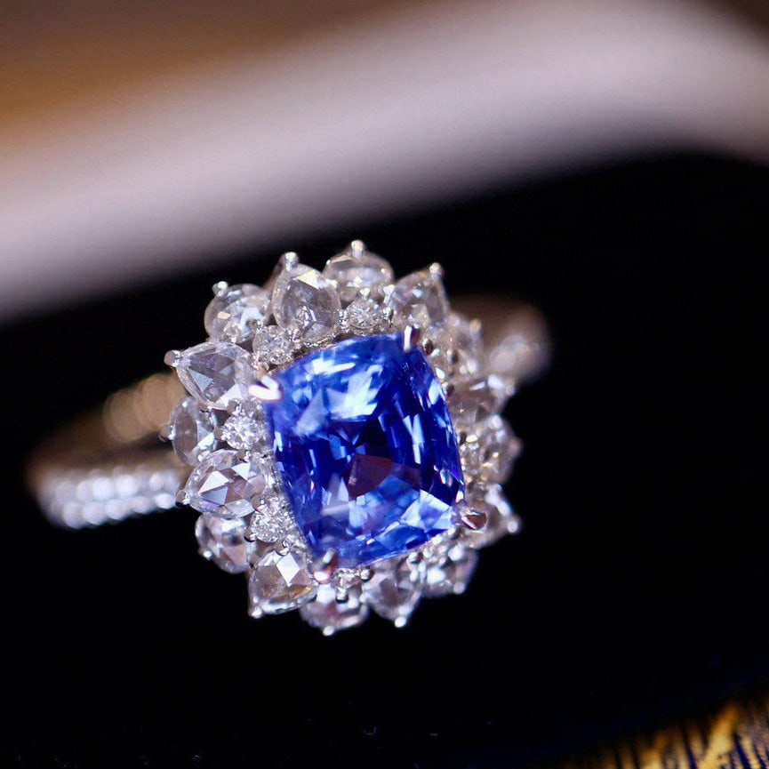 14k Gold 1.52 Ct Natural Sapphire & Diamond Ring: Ref:230948152 // gold content:14k gold // ring size:7. 25us // // main gemstone:sapphire // shape:cushion // carat weight:1. 52ct // color:blue // treatment:natural // // adjacent gemstone 2 : diamond