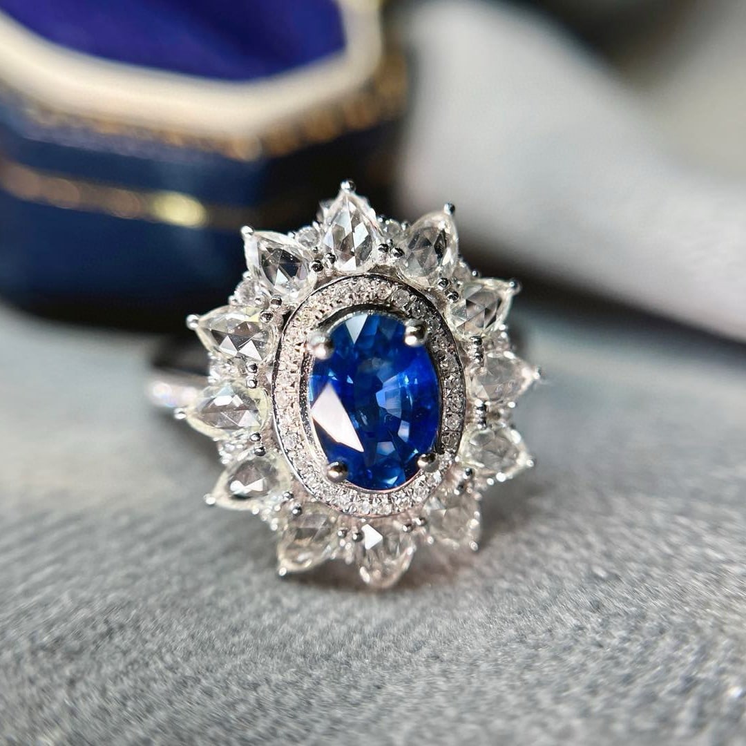 14k Gold 1.00 Ct Natural Sapphire & Diamond & Sapphire Ring/pendant( Without Chain ): Ref:230948238 // gold content:14k gold // ring size:7. 25us // // main gemstone:sapphire // shape:oval // carat weight:1. 00ct // color:blue // treatment:natural // // adjacent gemstone 2 : diamond //