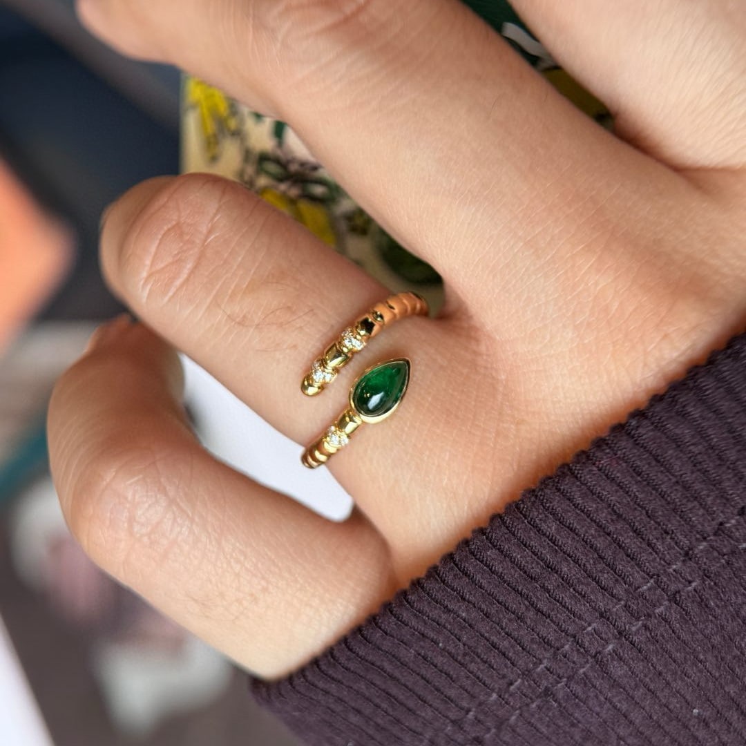 14k Gold 0.59 Ctw Vivid Green Natural Emerald & Diamond Ring - 2