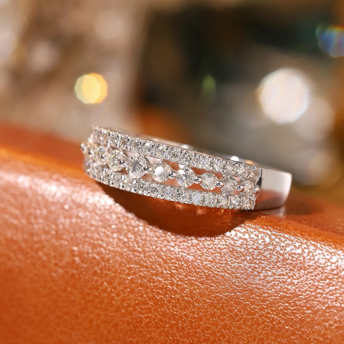 14k Gold 0.65 Ct Natural H Diamond Ring (1 of 7)