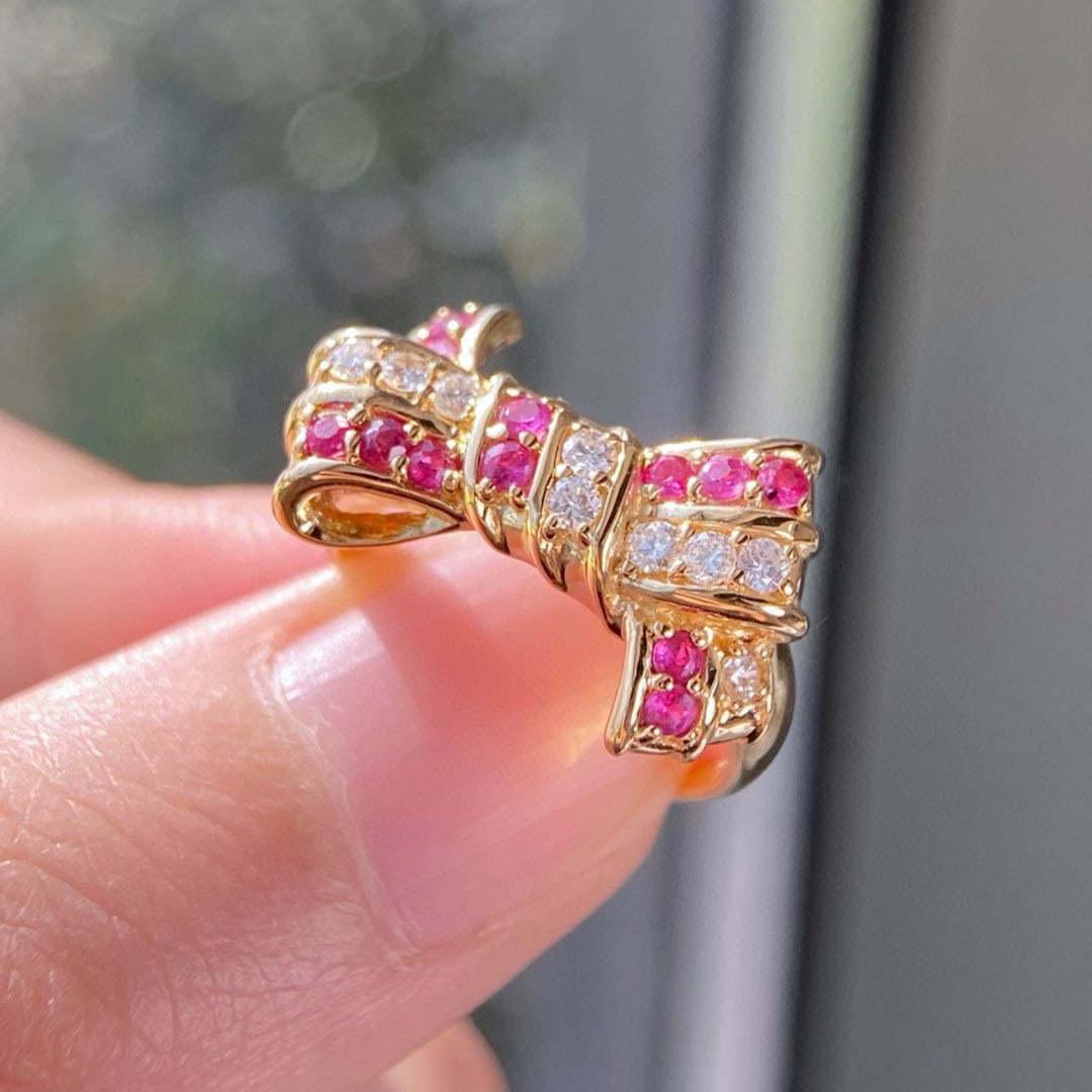 14k Gold 0.60 Ctw Natural Ruby & Diamond Ring: Ref:230948268 // gold content:14k gold // ring size:7. 25us // // main gemstone:ruby // shape:round // carat weight:0. 33ct // color:red // treatment:natural // cut grade:g // // adjacent gemstone