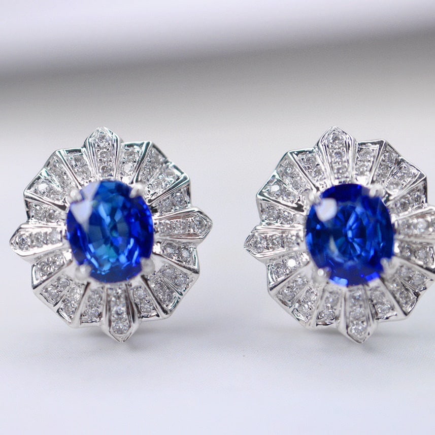 14k Gold 1.98 Ctw Natural Sapphire & Diamond Earrings: Ref:230948296 // gold content:14k gold // main gemstone:sapphire // shape:oval // carat weight:1. 7ct // color:royal blue // treatment:natural // // adjacent gemstone 2 : diamond // shape:round //