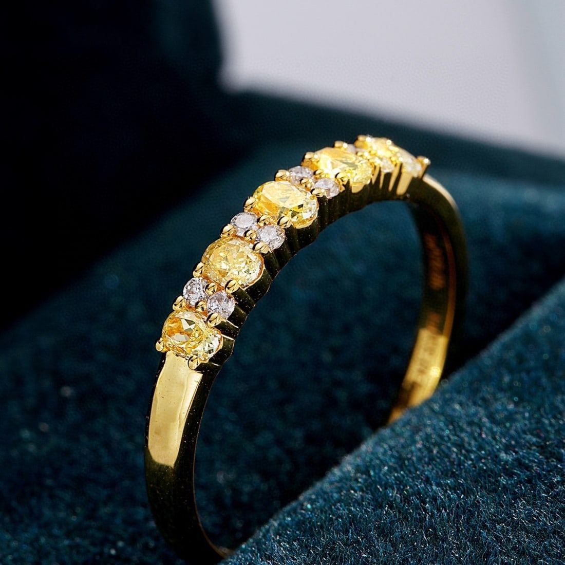 14k Gold 0.43 Ctw Natural Yellow Diamond & Diamond Ring: Ref:230948297 // gold content:14k gold // ring size:7. 25us // // main gemstone:yellow diamond // shape:oval // carat weight:0. 36ct // color:yellow // treatment:natural // // adjacent gemstone 2
