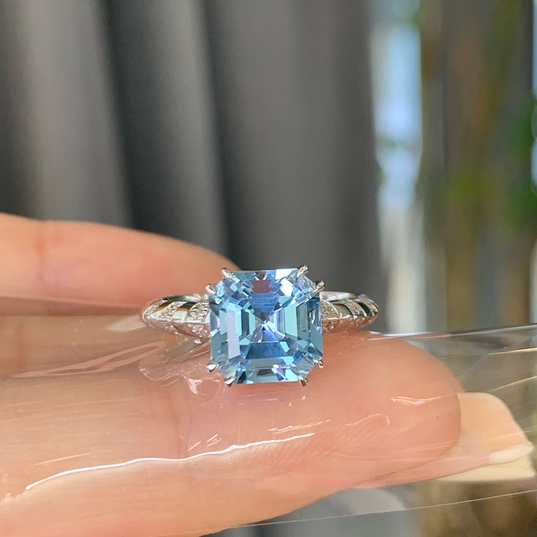 14k Gold 2.99 Ctw Natural Aquamarine & Diamond Ring - 2