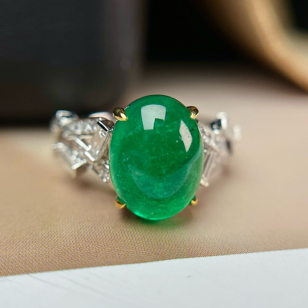 14k Gold 4.35 Ct Natural Emerald & Diamond Ring - 3