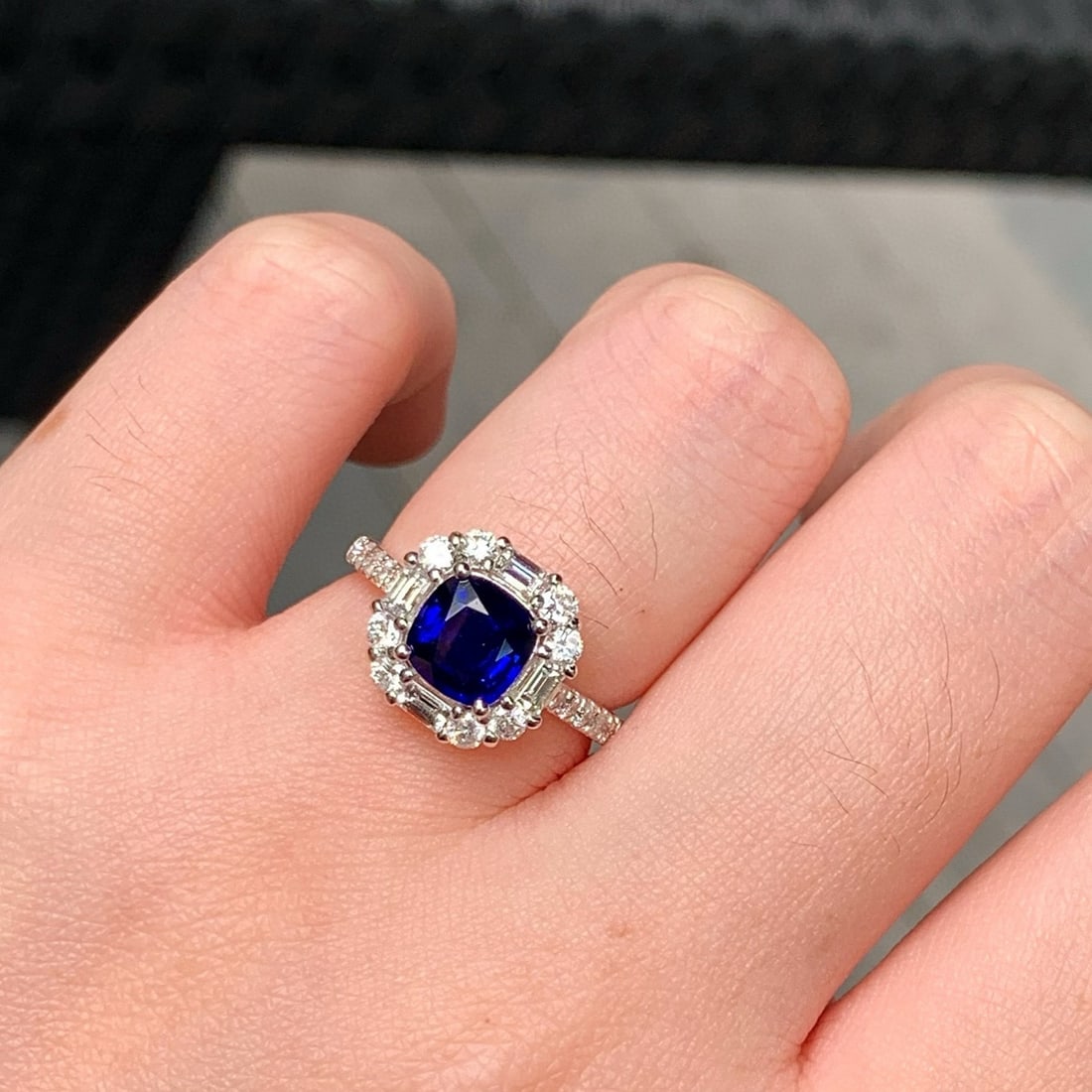 14k Gold 2.27 Ctw Natural Sapphire & Diamond Ring - 2