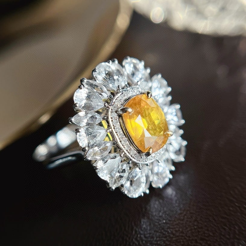 14k Gold 2.00 Ct Natural Sapphire & Diamond & Sapphire Ring/pendant( Without Chain ): Ref:230948397 // gold content:14k gold // ring size:7. 25us // // main gemstone:sapphire // shape:cushion // carat weight:2. 00ct // color:yellow // treatment:natural // // adjacent gemstone 2 :