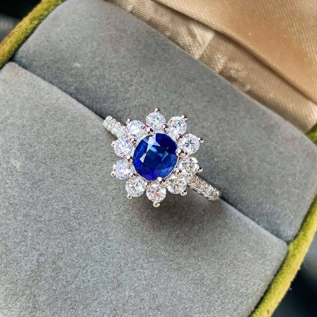 14k Gold 1.91 Ctw Natural Sapphire & Diamond Ring - 6