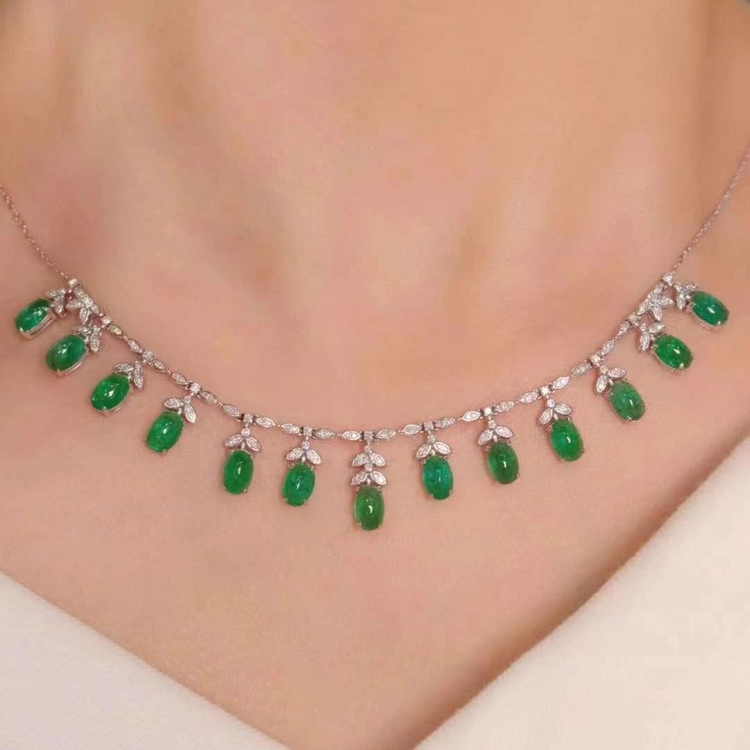 14k Gold 6.8 Ct Natural Emerald & Diamond Necklace - 3