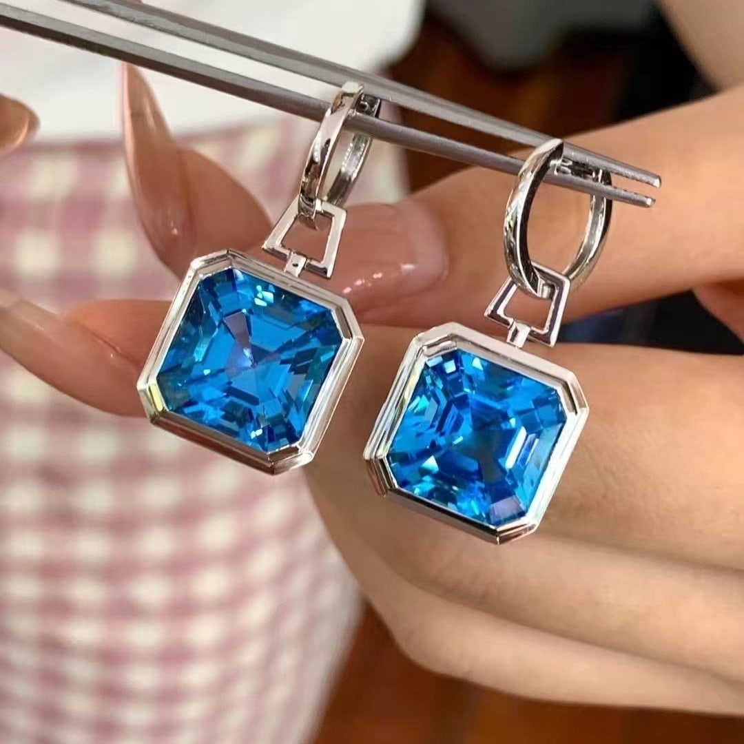 14k Gold 22.12 Ct Natural Topaz Earrings - 2