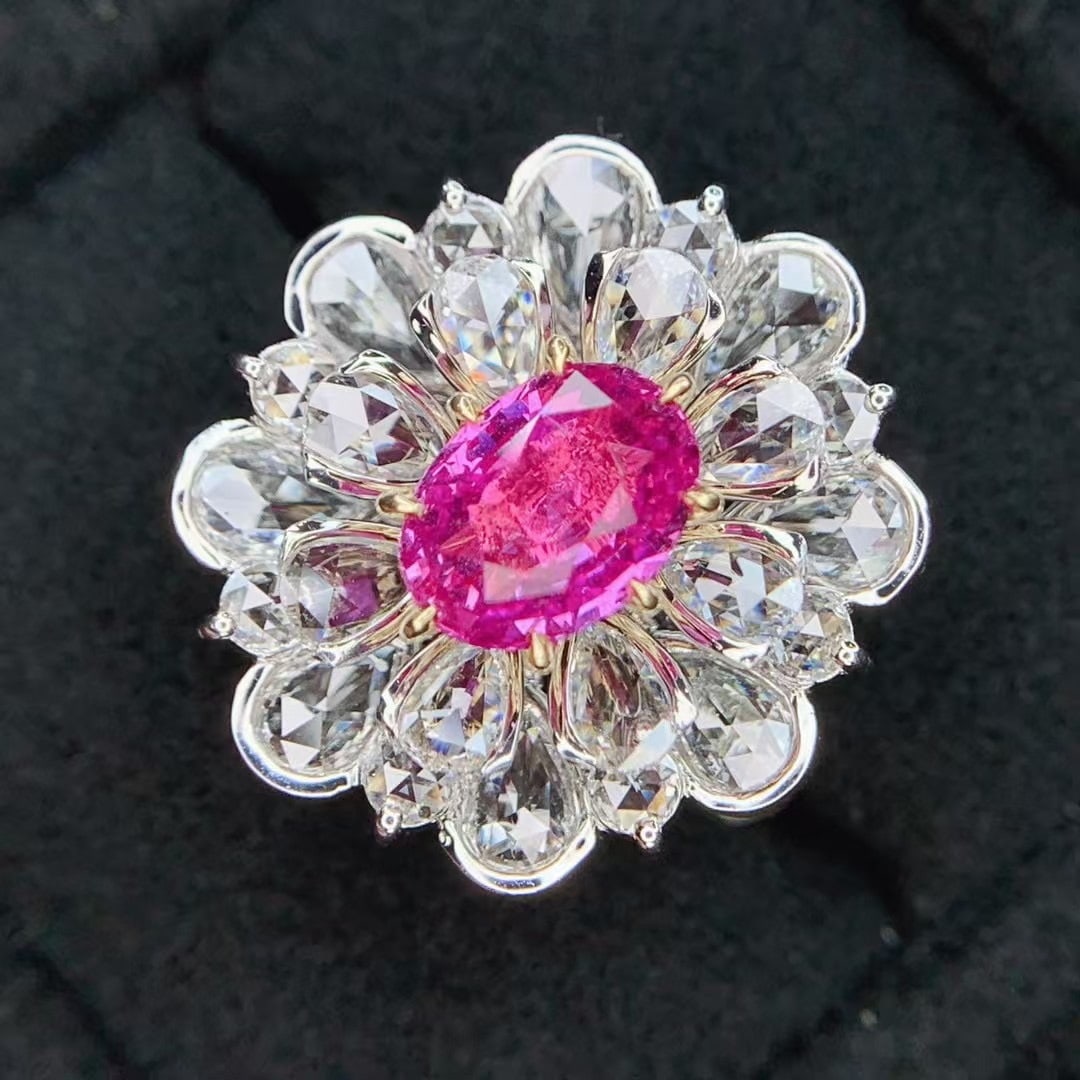 14k Gold 3.91 Ctw Natural Padparadscha Sapphire & Diamond Ring - 4