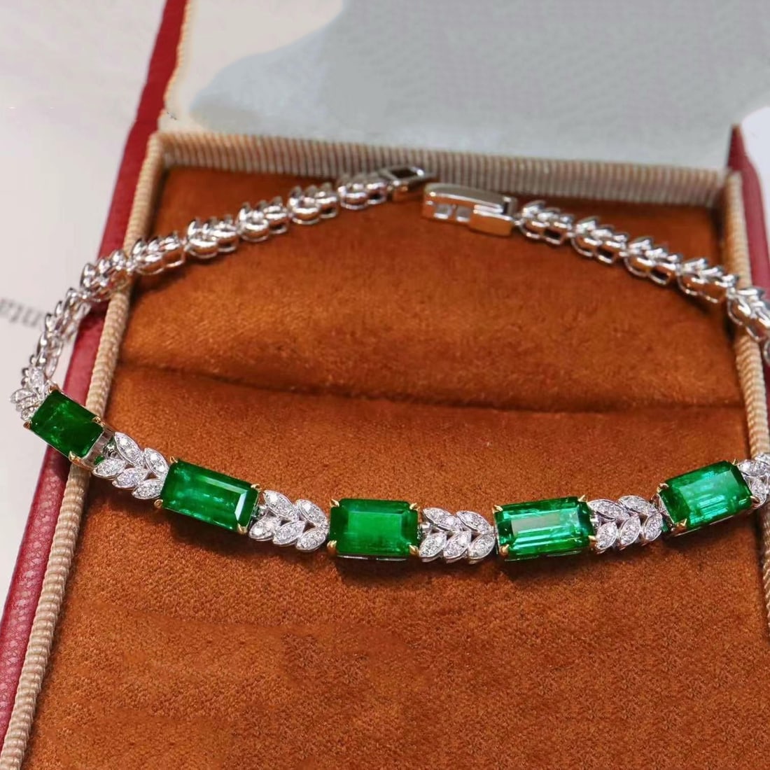 14k Gold 4.43 Ctw Vivid Green Natural Emerald & Diamond Bracelet - 3