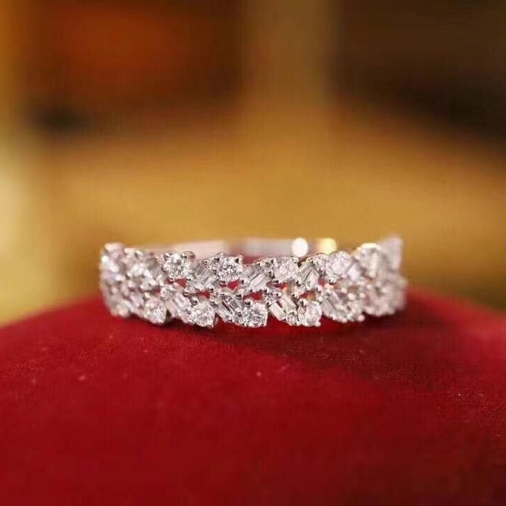 14k Gold 0.6 Ct Natural H Diamond Ring: Ref:230949118 // gold content:14k gold // ring size:7. 25us // // main gemstone:diamond // shape:multiply // carat weight:0. 6ct // clarity grade:vs-si // color:h // treatment:natural // Condition: