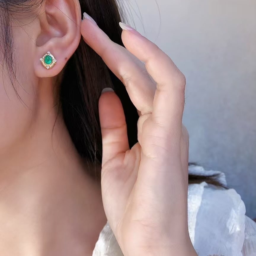 14k Gold 0.55 Ct Vivid Green Natural Emerald & Diamond Earrings - 6