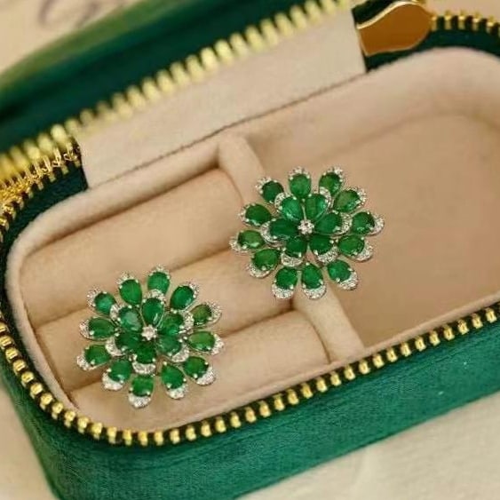 14k Gold 5.82 Ctw Natural Emerald & Diamond Earrings - 6