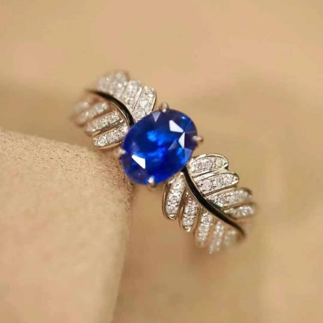 14k Gold 1.17 Ctw Vivid Blue Natural Sapphire & Diamond Ring - 9