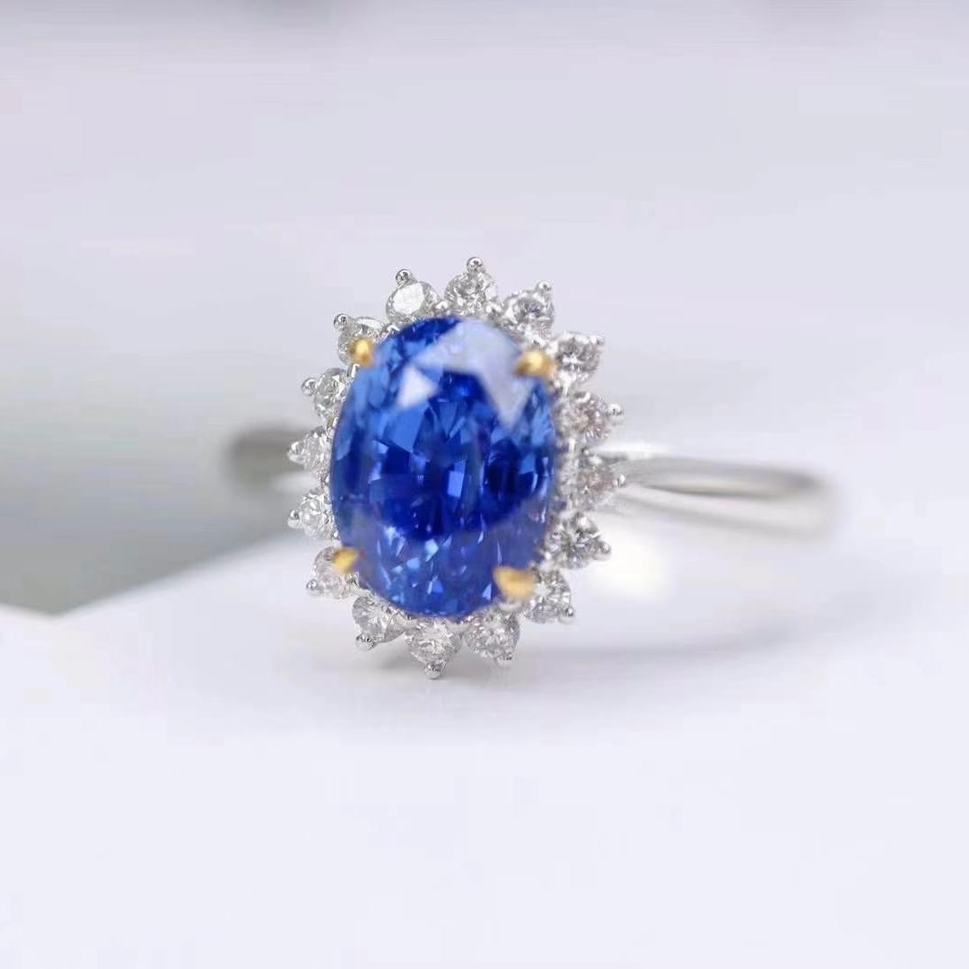 14k Gold 3.04 Ctw Natural Sapphire & Diamond Ring - 4