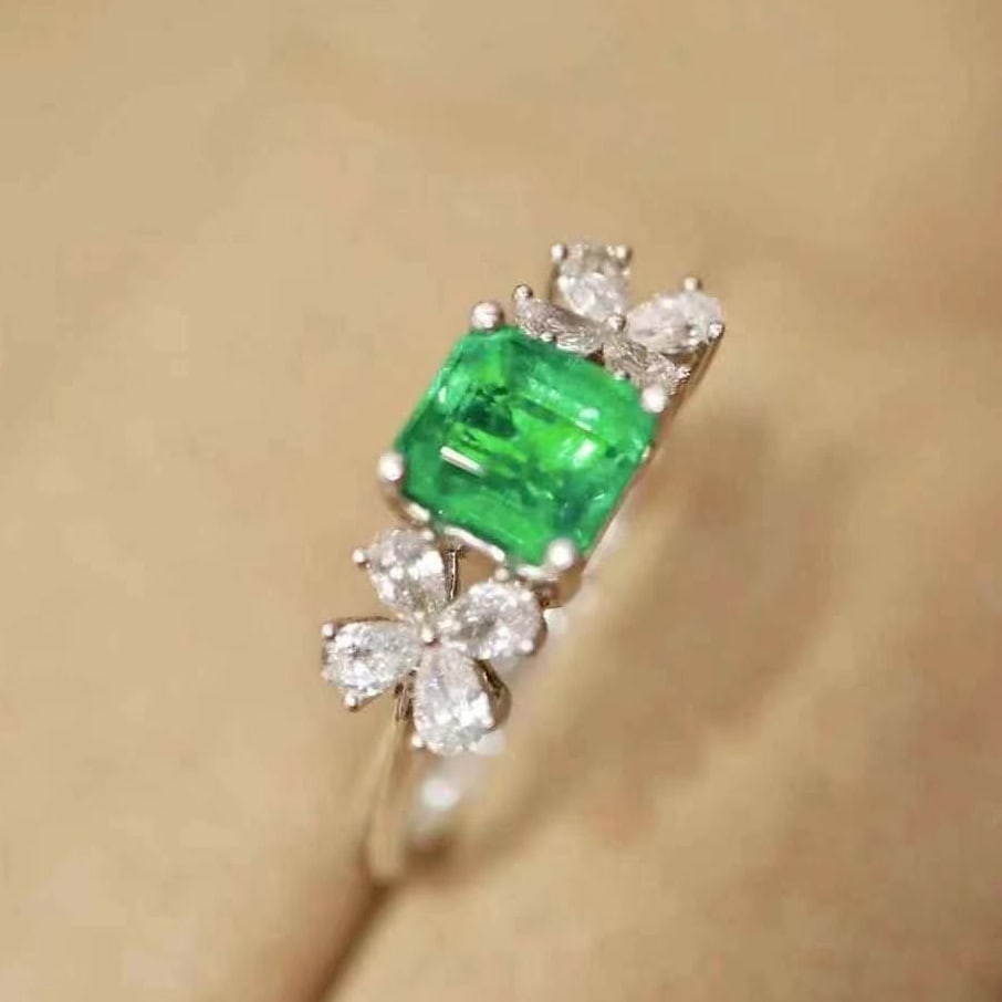 14k Gold 1.41 Ctw Natural Emerald & Diamond Ring - 9