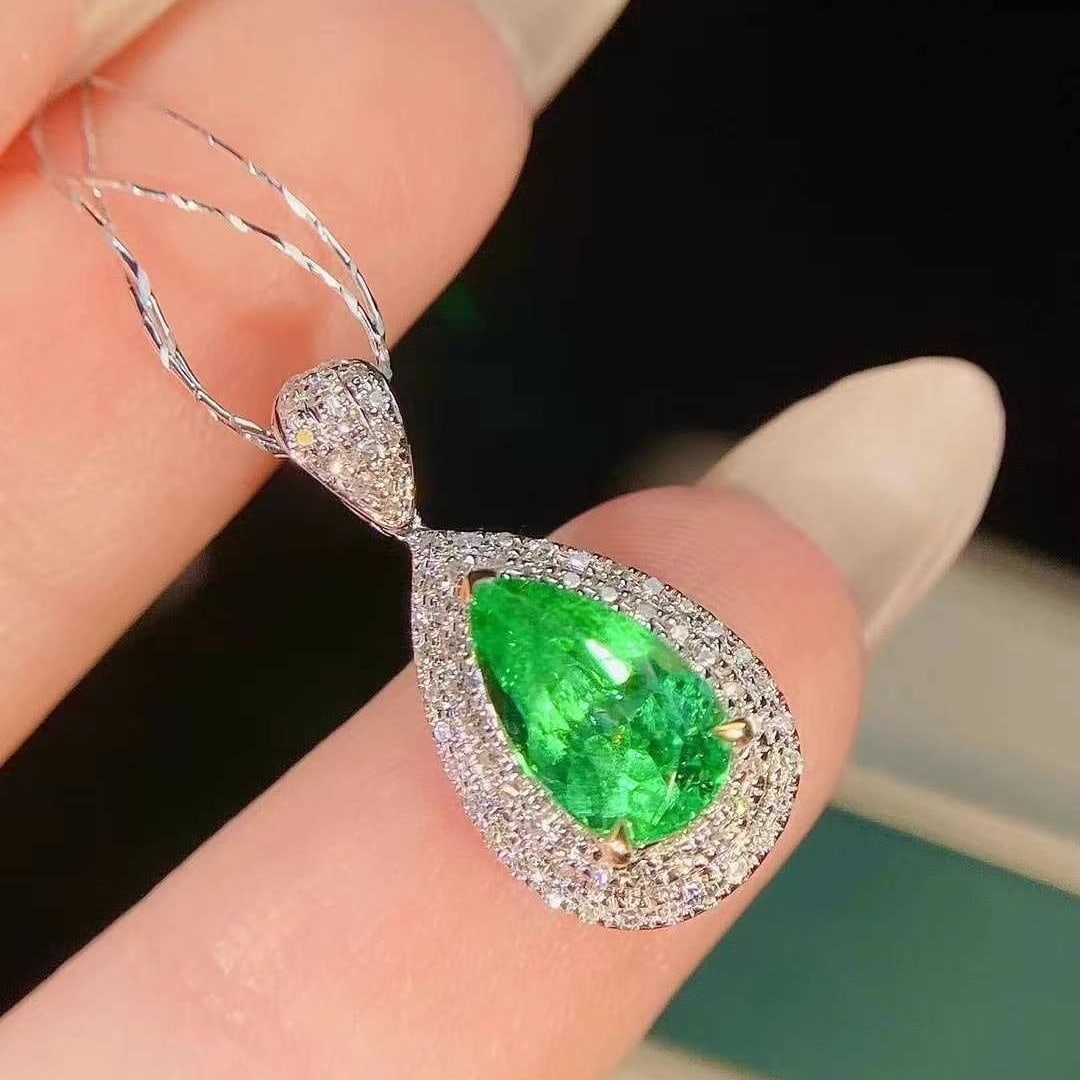 14k Gold 1.32 Ctw Natural Emerald & Diamond Pendant( Without Chain ) - 2