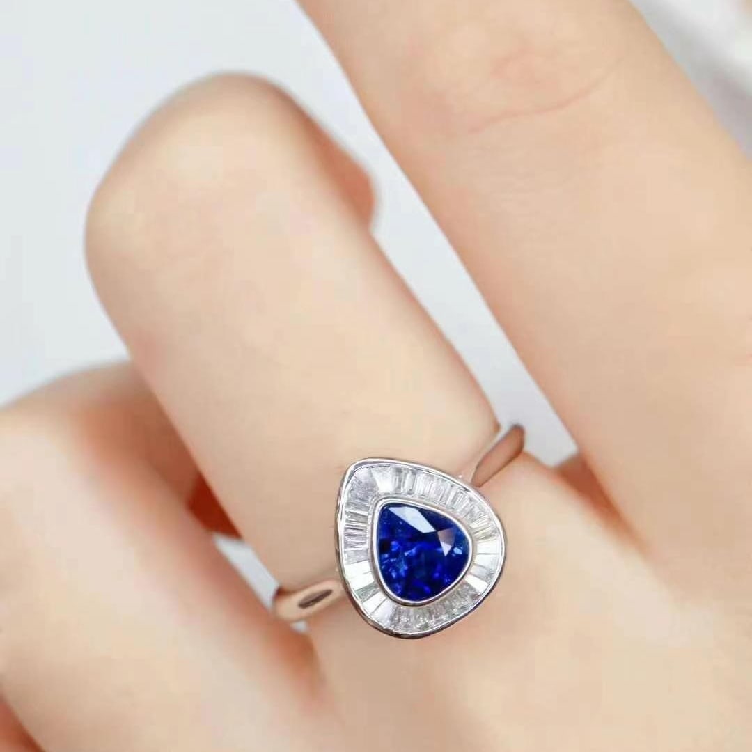 14k Gold 2.04 Ctw Natural Sapphire & Diamond Ring - 4