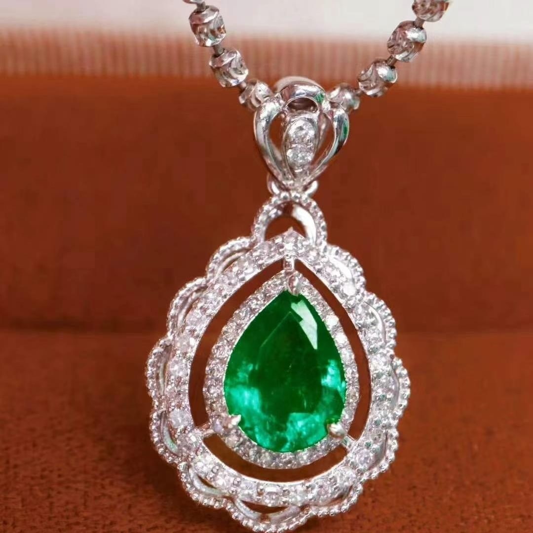 14k Gold 1.16 Ctw Vivid Green Natural Emerald & Diamond Pendant( Without Chain ) - 6