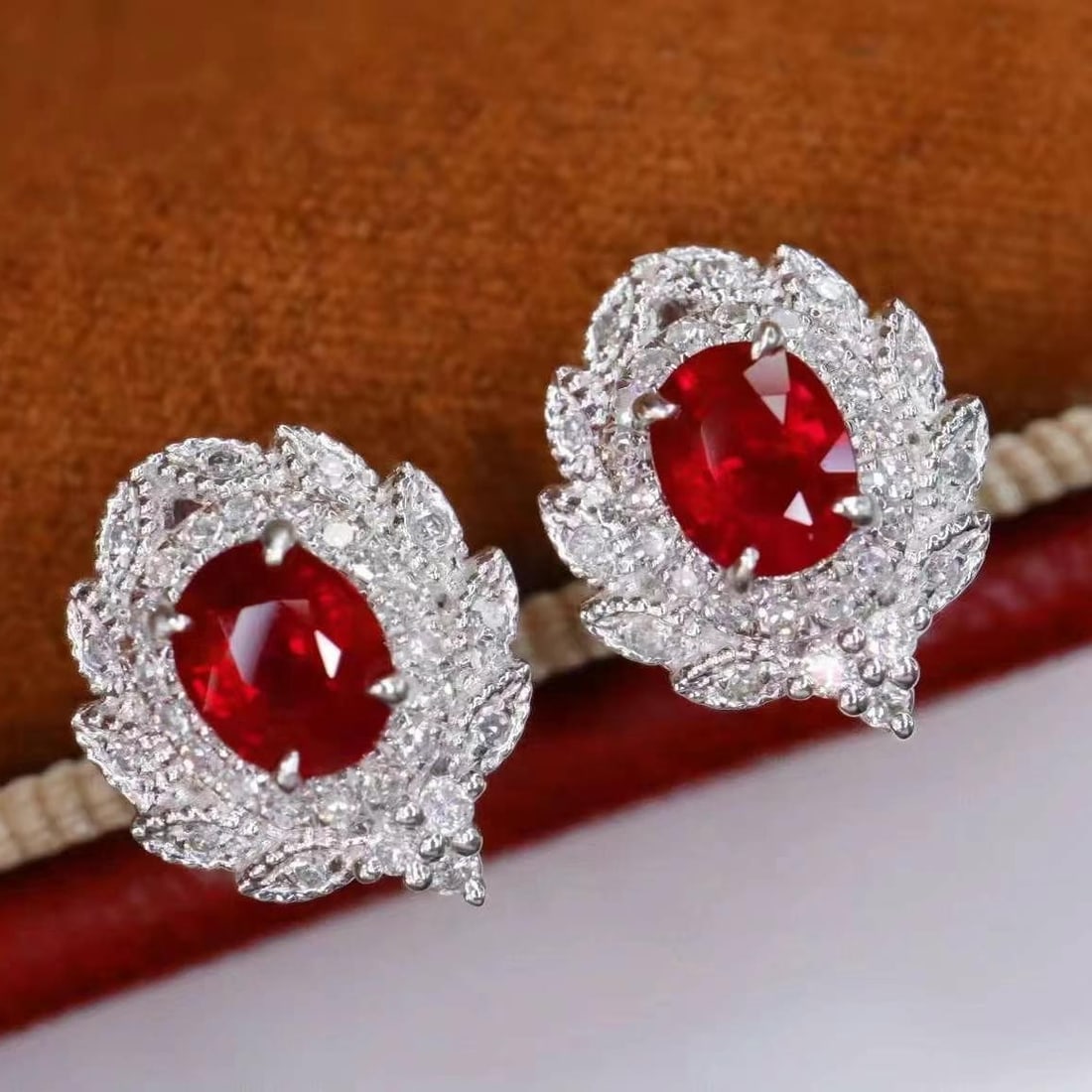 14k Gold 0.95 Ctw Natural Ruby & Diamond Earrings - 3